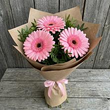 Букет цветов из:  Герберы #REPLACE_PRED# Караидель