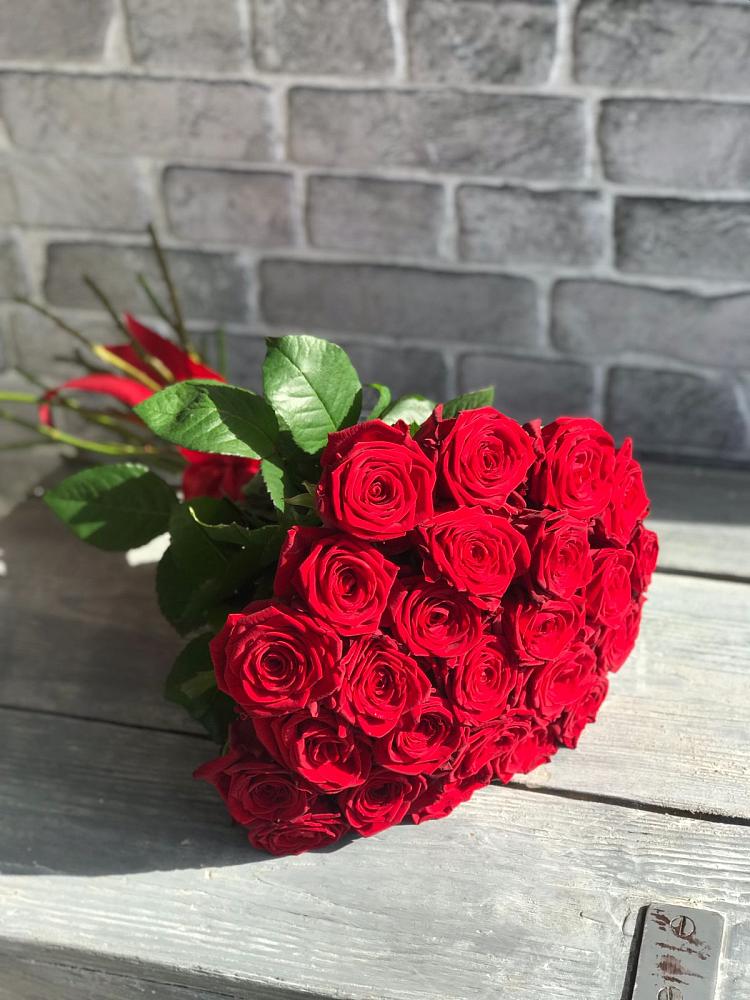 Букет Красные розы Фридом в Караидель