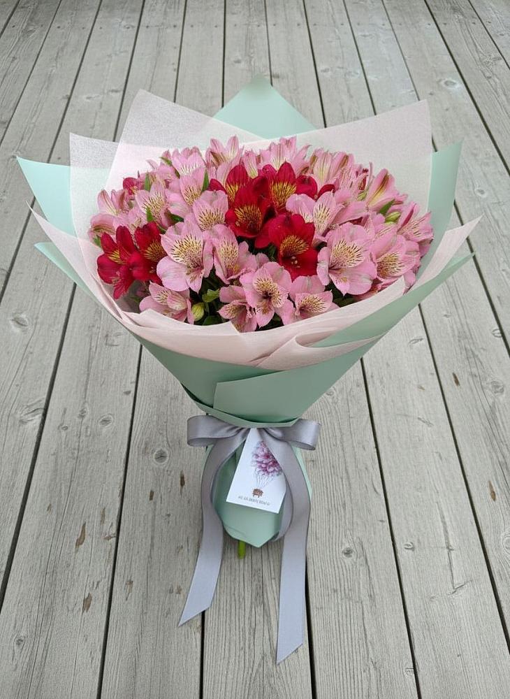 Букет цветов из: Альстромерии в Караидель