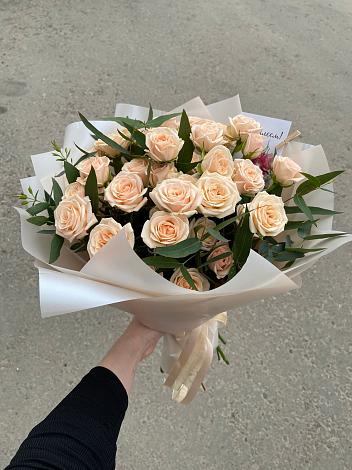 Букет Кремовые розы Латте в Караидель