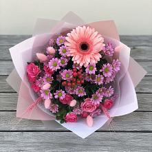 Букет цветов из:  Розы, Герберы и Хризантемы в Караидель