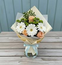 Букет цветов из:  Герберы, Розы и Хризантемы в Караидель