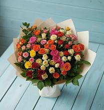 Букет Микс из разноцветных кустовых роз в Караидель